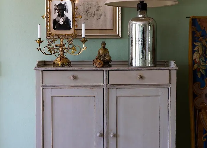 Gelskov Gods - Historic Manor Bed & Breakfast *